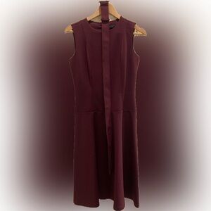 Ann Taylor - Maroon Dress - Matching Belt - Belt Loops - Size 2 Petite